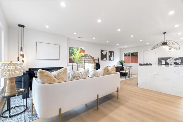 5540 Michigan Boulevard, Concord CA: https://media.crmls.org/mediaz/a5ec4adb-1526-49d4-a7e0-bfc9dabea16c.jpg