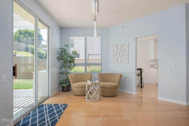 Detail Gallery Image 5 of 25 For 11998 Bubbling Brook St, Moorpark,  CA 93021 - 4 Beds | 2/1 Baths