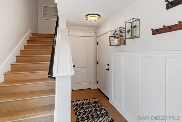 3514 Shoreline Bluff Ln, San Diego CA: https://media.crmls.org/mediaz/a5ed6e94-0a2e-476b-906c-539a1d1212d0.jpg