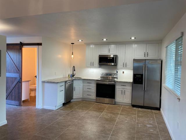 20575 Forest Avenue, Castro Valley CA: https://media.crmls.org/mediaz/a5eda123-eb3d-4413-8537-ef69a711250a.jpg