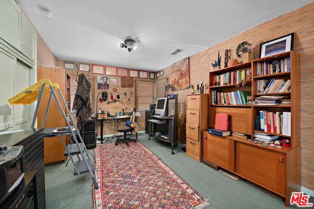 MLS #25577705 img 10