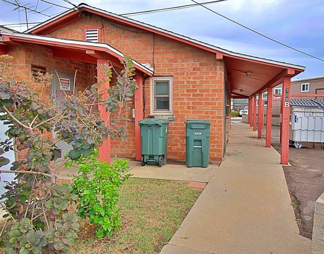 708 H Street, Chula Vista CA: https://media.crmls.org/mediaz/a5ef254a-37d4-41be-9e05-8d612a84bf5a.jpg
