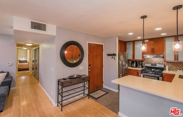 4702 Fulton Avenue, 107 photo 8