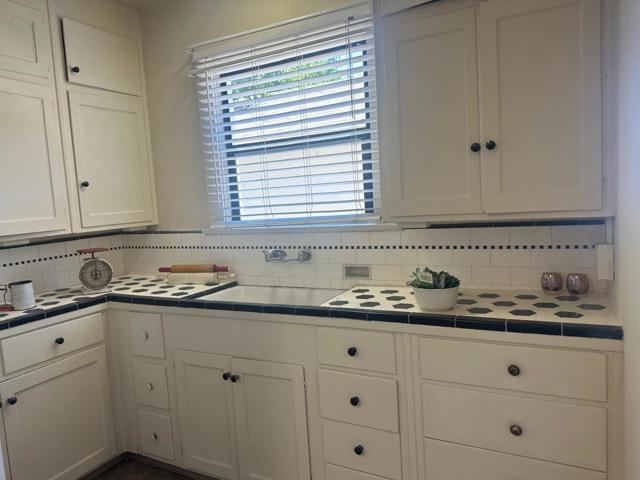 0 Ellis St, King City CA: https://media.crmls.org/mediaz/a5f12085-0f93-4a20-a580-735bf0c1feca.jpg