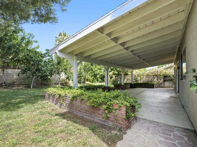 44131 Sunmist Court, Lancaster CA: https://media.crmls.org/mediaz/a5f13c32-6ab5-40bd-a608-b414df13e674.jpg