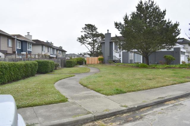 3836 Carter Drive, South San Francisco CA: https://media.crmls.org/mediaz/a5f1541a-66f2-4bbc-8bf8-3b86264bfec1.jpg