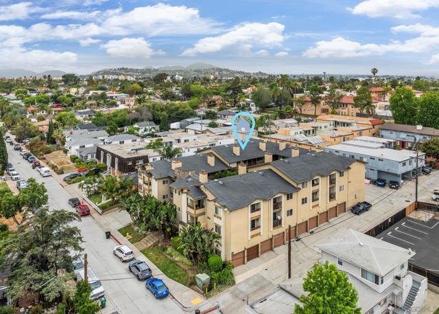 4521 55th St, San Diego CA: https://media.crmls.org/mediaz/a5f24107-e3c5-4413-944c-c5445df1aaec.jpg