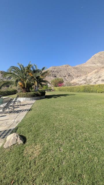 Image 4 of 65 For 40480 Via Entrada