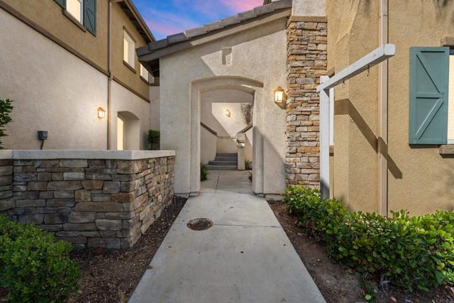 26514 Arboretum Way, Murrieta CA: https://media.crmls.org/mediaz/a5f2ddf4-c3c0-4071-b131-00ac5c69bb41.jpg