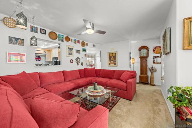 7560 Eads Ave, La Jolla CA: https://media.crmls.org/mediaz/a5f318a6-5aaa-41bb-b994-98ebf798edd7.jpg