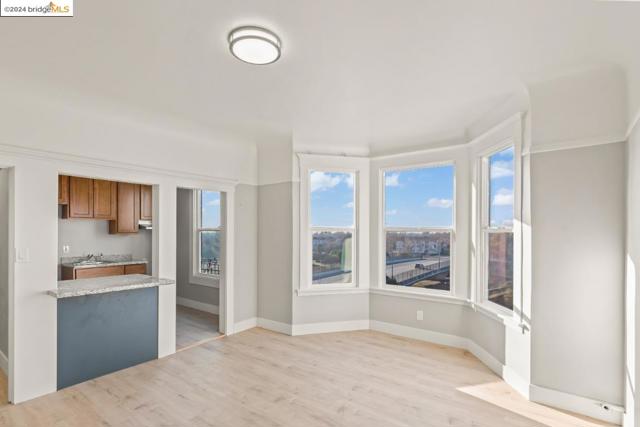 Image 26 of 28 For 680 14th St  