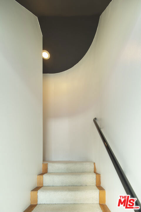 11699 Brookhaven Avenue, Los Angeles CA: https://media.crmls.org/mediaz/a5f39a06-9b8f-4f70-a605-fcc53ba42a9e.jpg