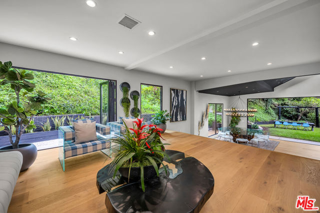 Image 4 of 71 For 10560 Dolcedo Way
