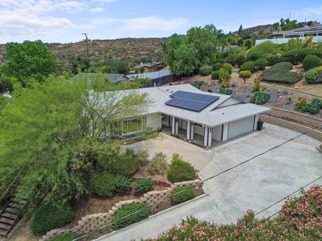 13008 Ha Hana Road, Lakeside CA: https://media.crmls.org/mediaz/a5f4dceb-ce01-4df4-aaee-313b3145b349.jpg