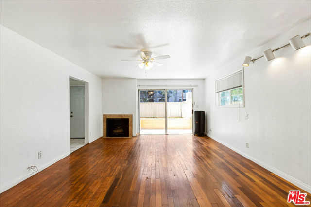 12021 Washington Place, Los Angeles, California 90066, ,Multi-Family,For Sale,Washington,24393291