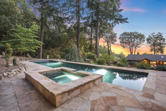 170 Fox Run, Los Gatos CA: https://media.crmls.org/mediaz/a5f5f346-8a55-475d-bc0b-775efef6b623.jpg