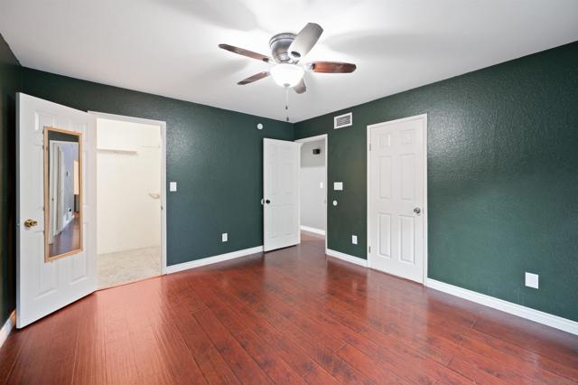 2714 Crownridge Ln, Spring Valley CA: https://media.crmls.org/mediaz/a5f691ec-6a1e-4604-8f51-6c3b0105a0fb.jpg