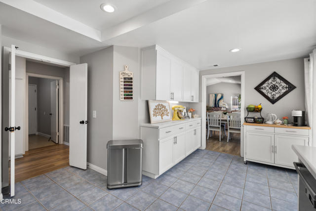 1684 San Joaquin Avenue, Ventura CA: https://media.crmls.org/mediaz/a5f723e4-d6c3-47dd-9f29-28ac1edb868e.jpg