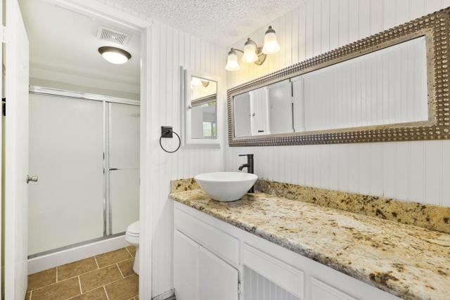 Detail Gallery Image 23 of 35 For 2425 Hawthorn Glen, Escondido,  CA 92027 - 3 Beds | 2 Baths