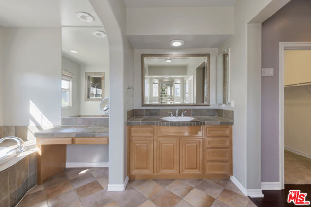 Image 43 of 69 For 25417 Magnolia Lane