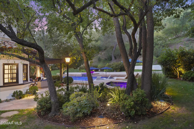29270 Wagon Road, Agoura Hills CA: https://media.crmls.org/mediaz/a5fa0ece-5842-46d8-a38a-eeff091b0ce6.jpg