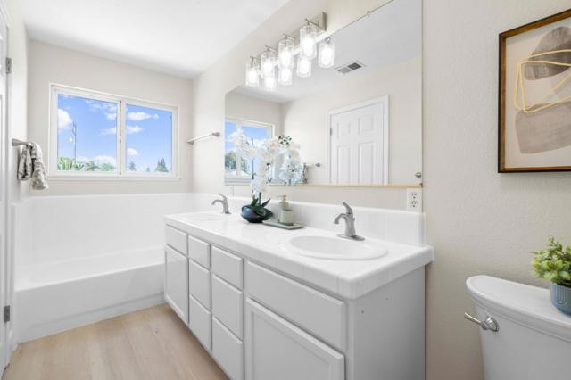 4220 Ramshall Place, Santa Clara CA: https://media.crmls.org/mediaz/a5fa7332-4a61-4c61-baa4-5974e3bf60e3.jpg
