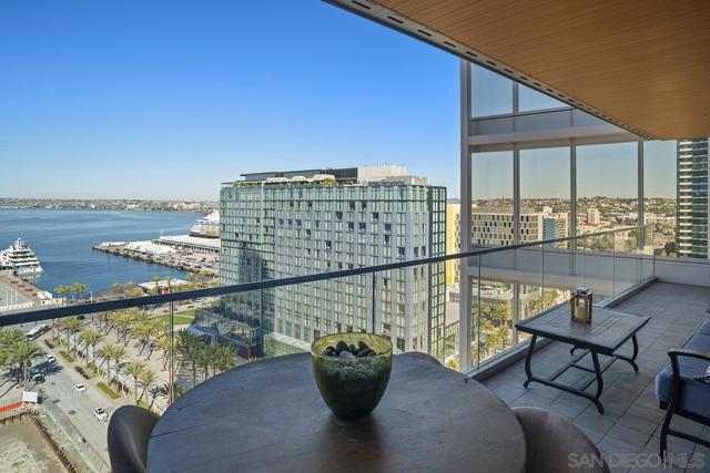 888 W E Street, San Diego CA: https://media.crmls.org/mediaz/a5fbef90-773a-4796-9ae1-afa9a1e13709.jpg