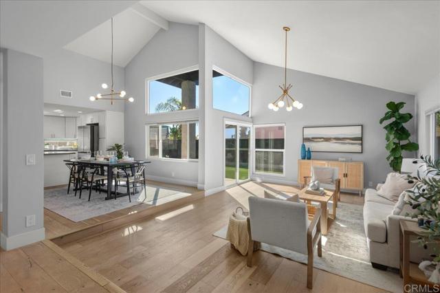 Detail Gallery Image 5 of 38 For 7310 Esfera St, Carlsbad,  CA 92009 - 4 Beds | 3 Baths