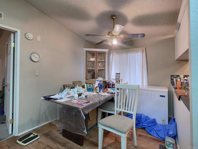 Home for Sale in Lakeside