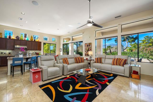 1 Birkdale Circle, Rancho Mirage CA: https://media.crmls.org/mediaz/a5fd919d-c2c0-436e-accd-3ed48ef14b51.jpg