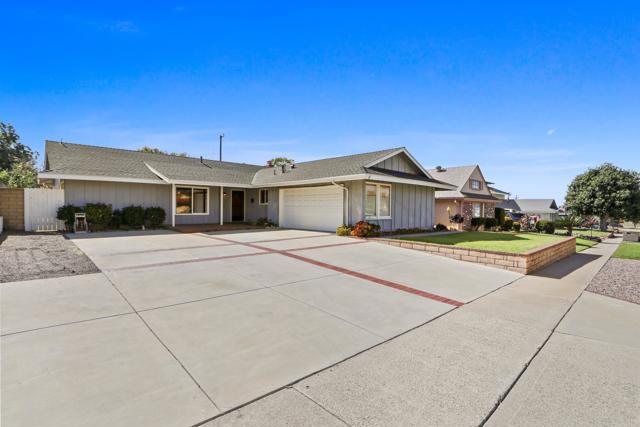 Detail Gallery Image 4 of 35 For 24842 Calle El Toro Grande, Lake Forest,  CA 92630 - 4 Beds | 2 Baths