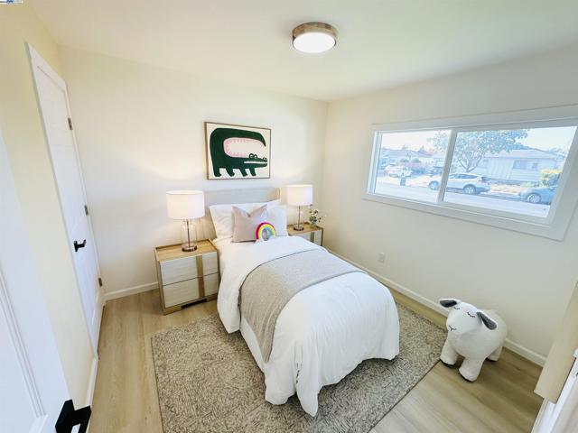 2262 Bermuda Ave, San Leandro CA: https://media.crmls.org/mediaz/a5fe5409-b4d6-4e0b-a546-e575318a2df5.jpg