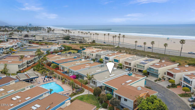 Detail Gallery Image 30 of 32 For 137 Mainsail Ct, Port Hueneme,  CA 93041 - 3 Beds | 3 Baths