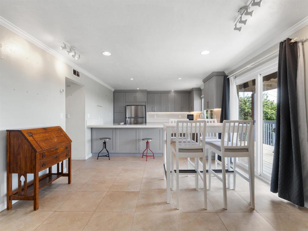 852 Dewitt Avenue - photo 12