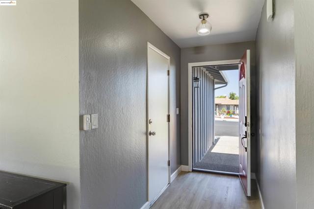 2158 Ackerman Dr, Pittsburg CA: https://media.crmls.org/mediaz/a5ff52d3-657c-49b3-b686-1ebfd21c6062.jpg