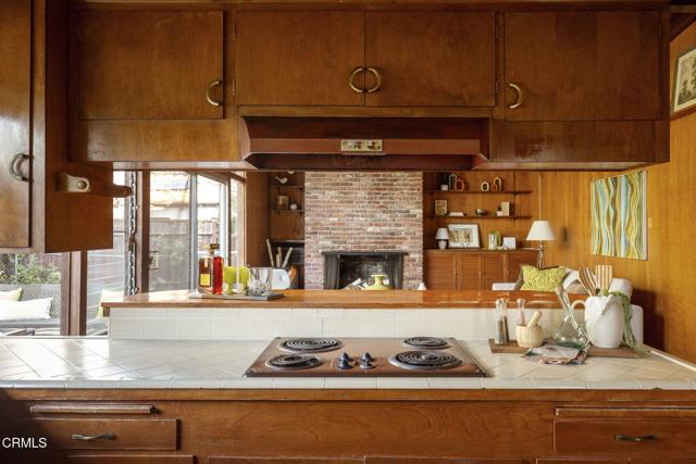 Detail Gallery Image 11 of 31 For 1995 Paloma St, Pasadena,  CA 91104 - 3 Beds | 2 Baths