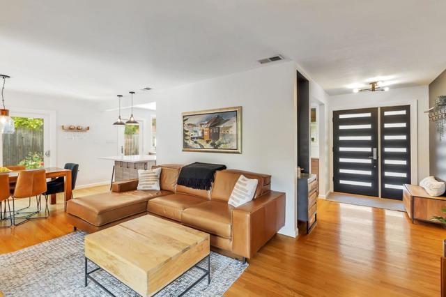 1528 Fernside Street, Redwood City CA: https://media.crmls.org/mediaz/a6008bf6-7dc3-425b-b070-cd1477ed6951.jpg