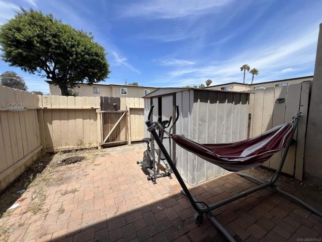 1321 Oakdale Ave, El Cajon CA: https://media.crmls.org/mediaz/a600aecd-e2f5-4e6e-b95c-bac0c217edee.jpg