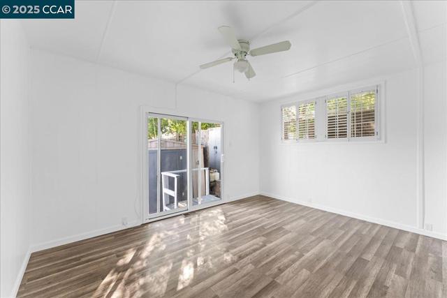 100 Welcome Ave, Concord CA: https://media.crmls.org/mediaz/a6020e99-0167-43a5-bba2-d3b9e7d50e3e.jpg