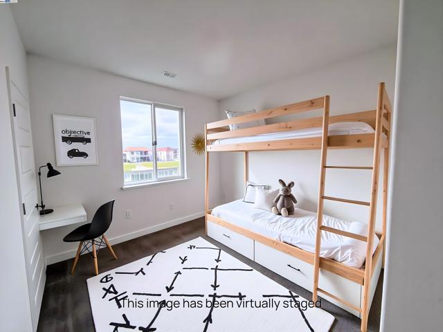 10349 Baldy Dr, Stockton CA: https://media.crmls.org/mediaz/a603db46-75aa-401f-a21a-cbb5ca2b513d.jpg