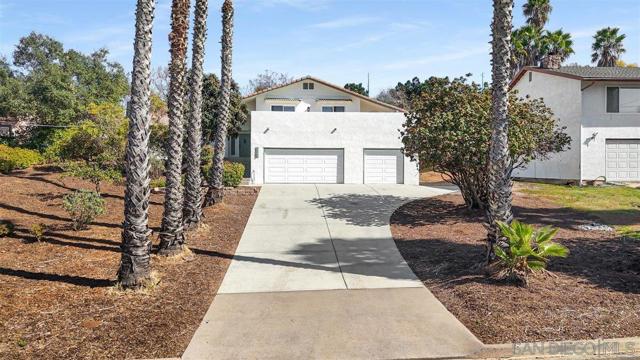 1756 Alhudson Dr, Escondido CA: https://media.crmls.org/mediaz/a603f3b9-5122-49d5-9784-2dbe373cdf0f.jpg
