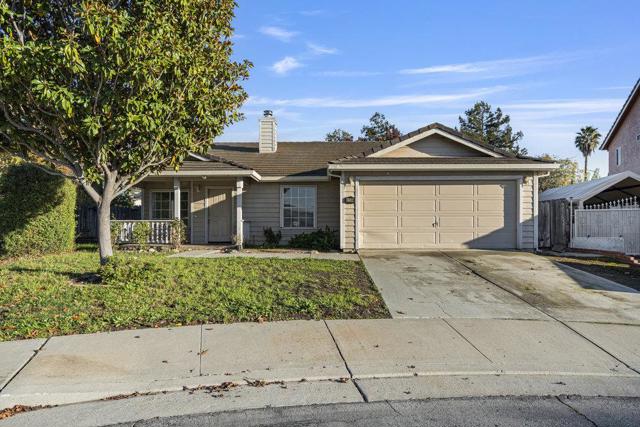 2199 Raleigh Circle, Hollister CA: https://media.crmls.org/mediaz/a604a6a4-d59c-4c6e-b881-a6c494e2643d.jpg
