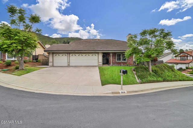3616 Pebble Place, Newbury Park CA: https://media.crmls.org/mediaz/a6054218-21f4-4e9d-a1e9-5f84e9088700.jpg