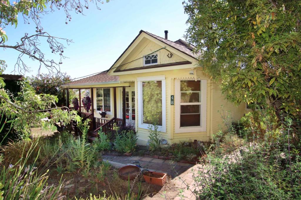 46 Valley View Road