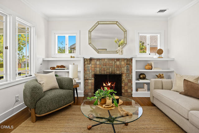 1309 Sinaloa Avenue, Pasadena CA: https://media.crmls.org/mediaz/a606069e-a03f-464e-bb4e-ac5d2585e419.jpg