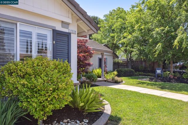 2232 Normandy Cir, Livermore CA: https://media.crmls.org/mediaz/a607a97f-b42f-464b-b5fe-0d6047f75e44.jpg