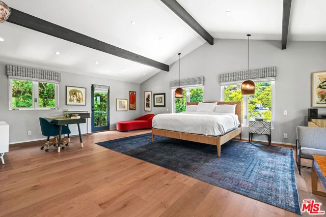 7712 Chandelle Place, Los Angeles CA: https://media.crmls.org/mediaz/a6087951-cd36-4e3b-b31b-4ce74290f544.jpg