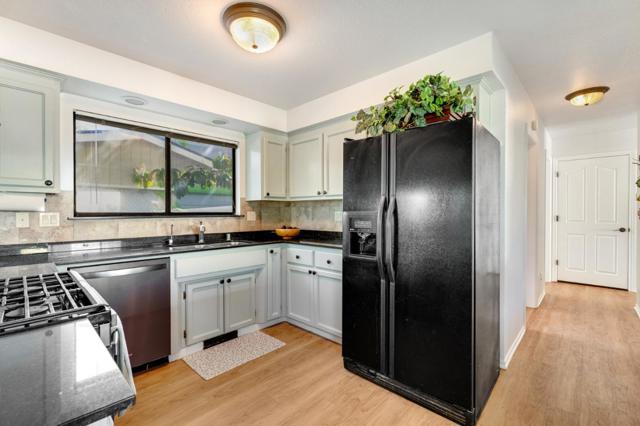 106 Madeline Drive, Aptos CA: https://media.crmls.org/mediaz/a60a5230-12fc-459c-9fec-d5acc5b31040.jpg