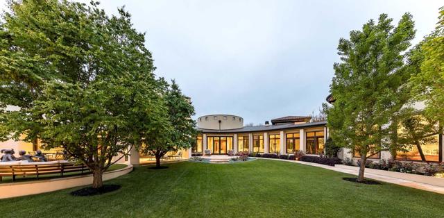 27500 La Vida Real, Los Altos Hills CA: https://media.crmls.org/mediaz/a60a985d-0c8b-4100-999c-79c6d3190ae1.jpg