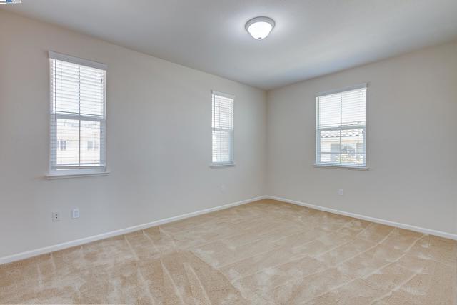 2528 AMANTEA WAY, Dublin CA: https://media.crmls.org/mediaz/a60af4a3-ad0a-4a91-90e3-2328fad72ebc.jpg